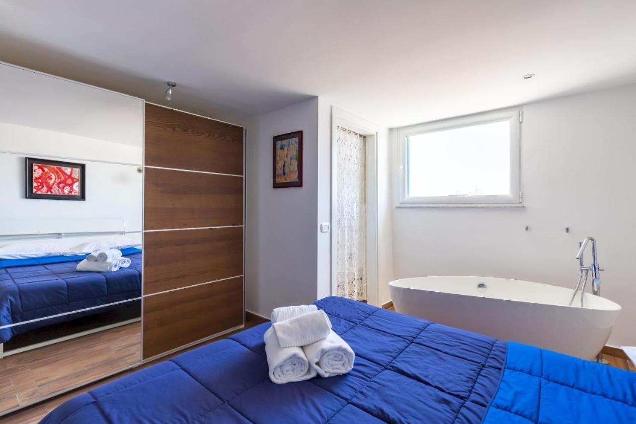 Apartamento Viewsuvio Terrace At Historical Center By Napoliapartments Nápoles